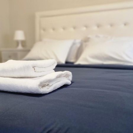 Paralía Seaside Luxury Suites By Sarigianni מראה חיצוני תמונה