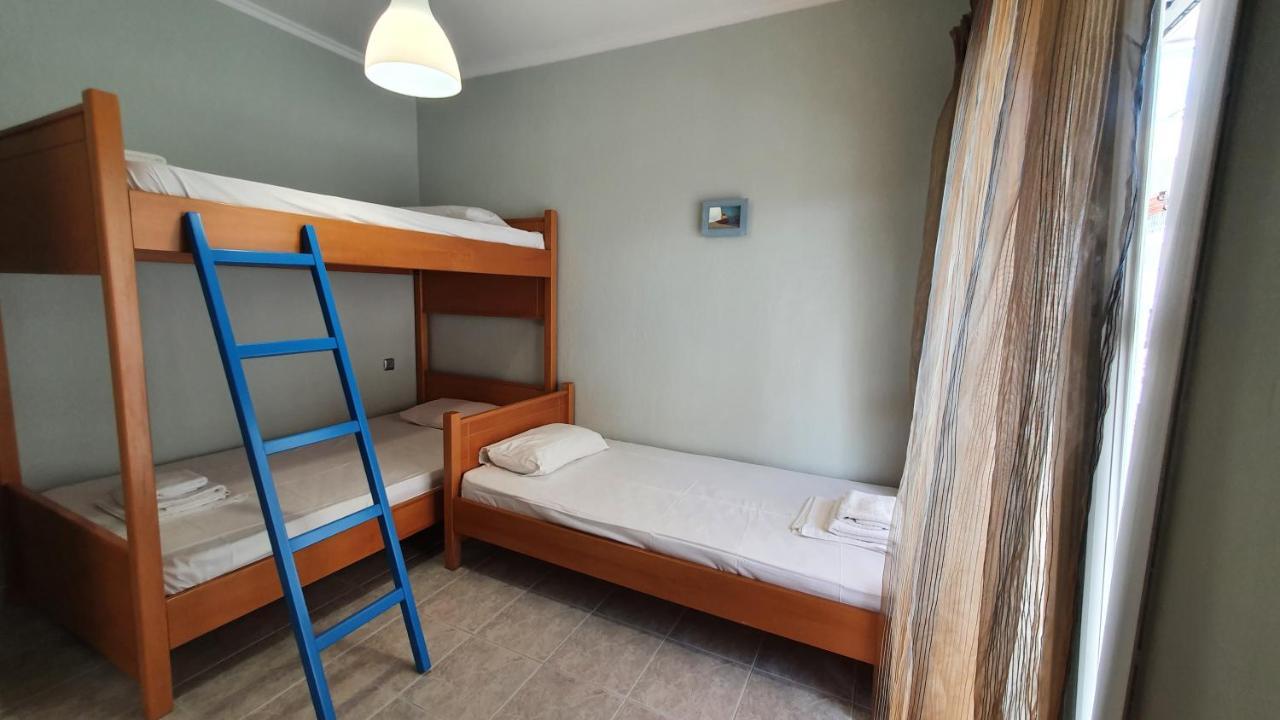 Paralía Seaside Luxury Suites By Sarigianni מראה חיצוני תמונה