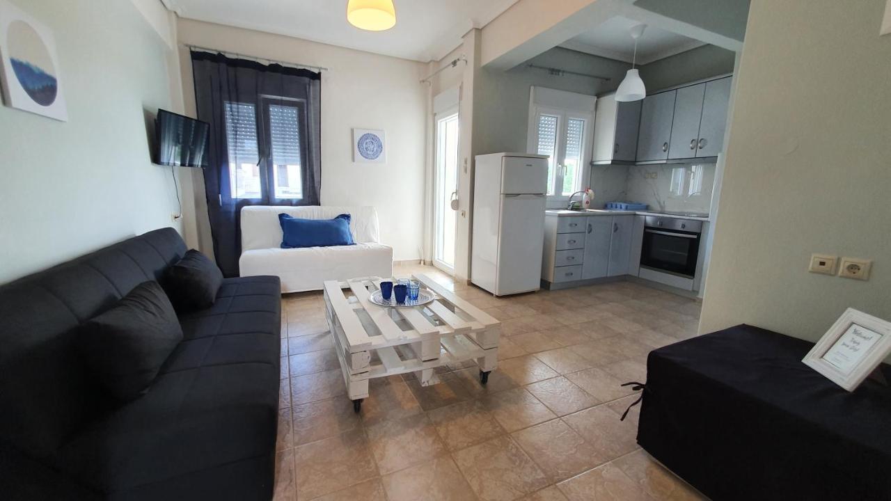 Paralía Seaside Luxury Suites By Sarigianni מראה חיצוני תמונה