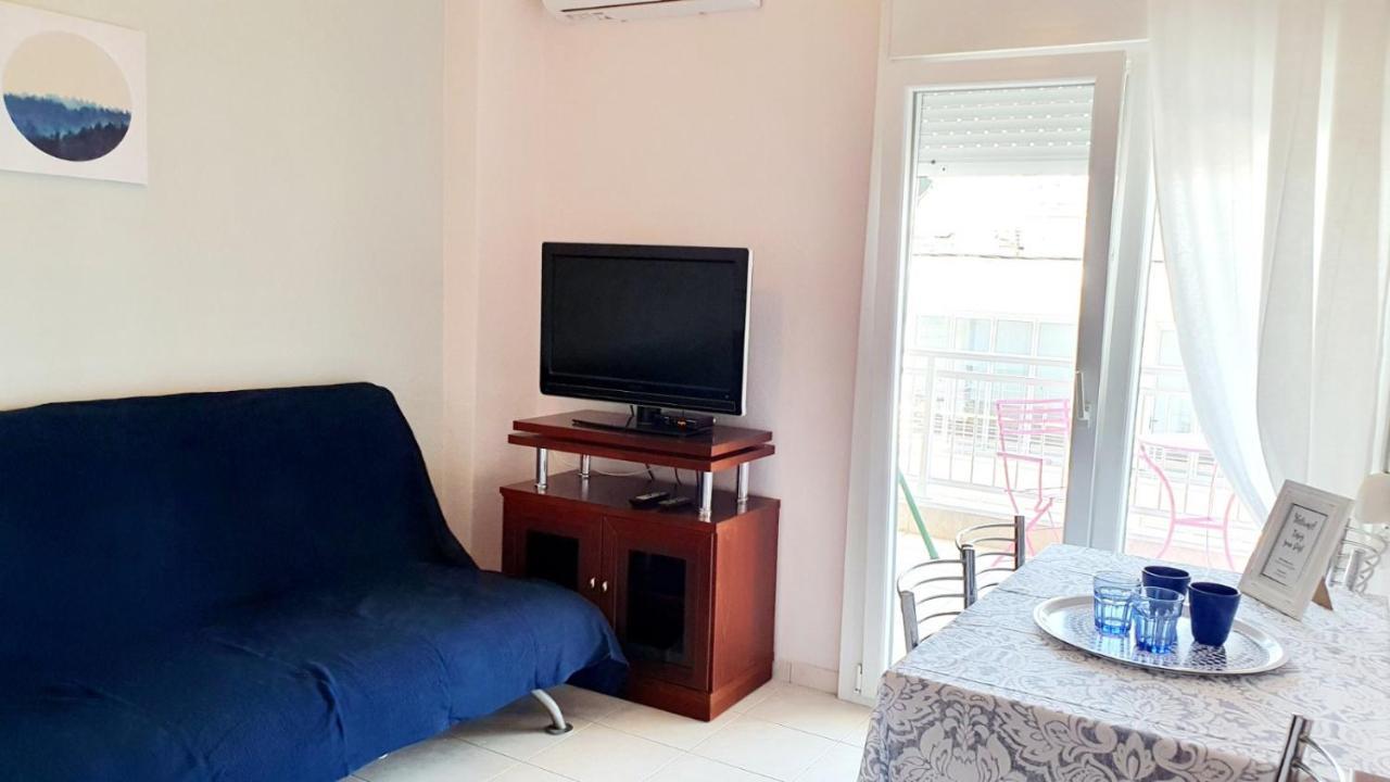 Paralía Seaside Luxury Suites By Sarigianni מראה חיצוני תמונה