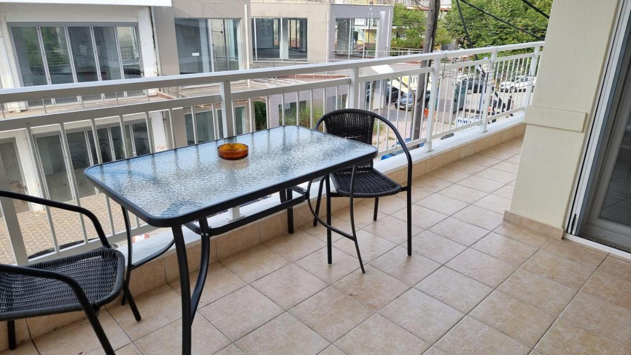 Paralía Seaside Luxury Suites By Sarigianni מראה חיצוני תמונה