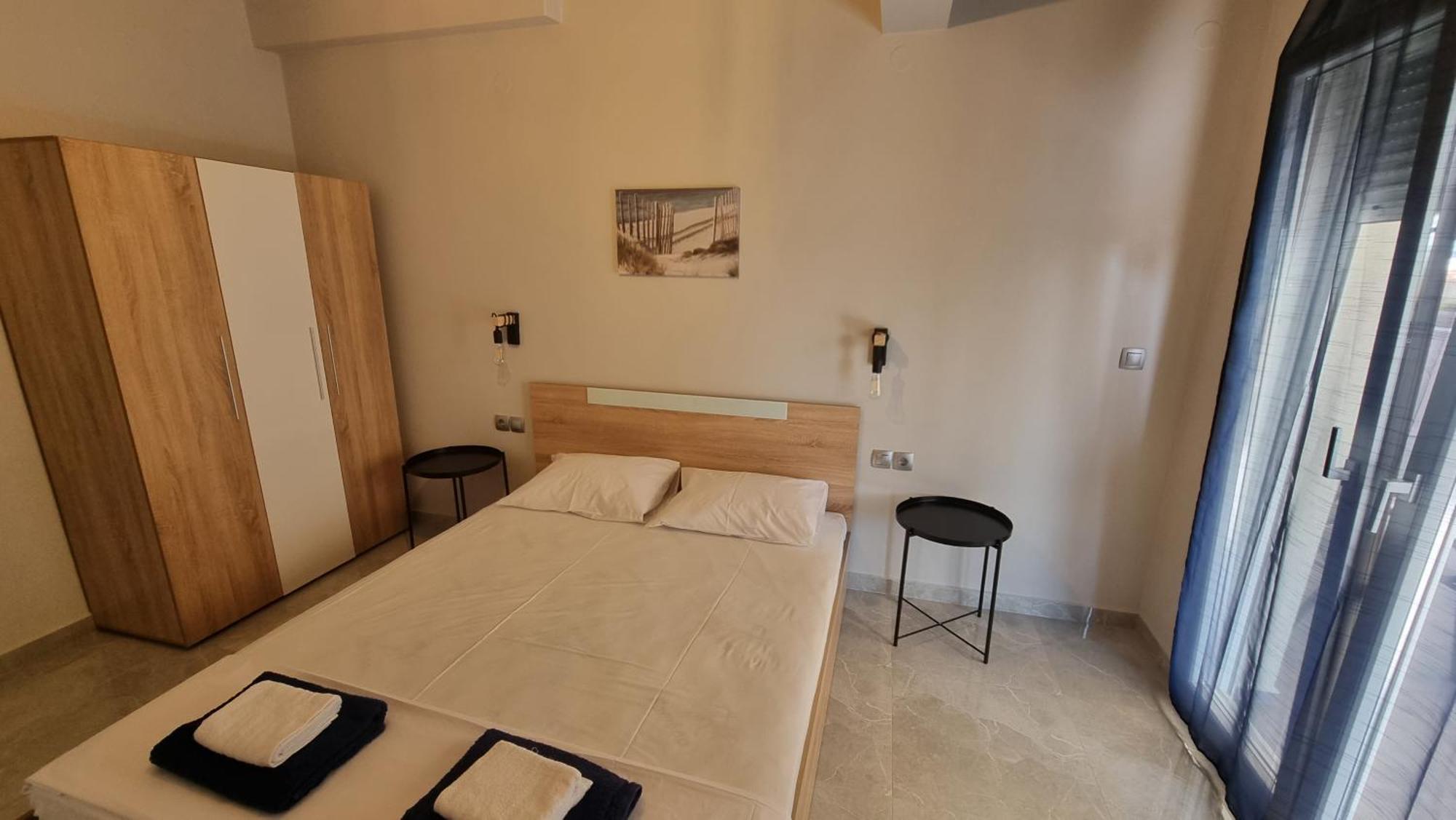 Paralía Seaside Luxury Suites By Sarigianni מראה חיצוני תמונה